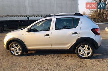 Внедорожник / Кроссовер Dacia Sandero StepWay 2014 в Ровно