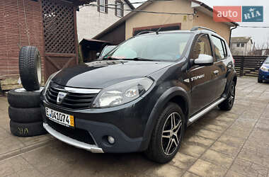 Позашляховик / Кросовер Dacia Sandero StepWay 2010 в Чернігові