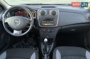 Внедорожник / Кроссовер Dacia Sandero StepWay 2013 в 