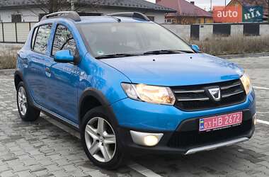 Позашляховик / Кросовер Dacia Sandero StepWay 2013 в Ковелі