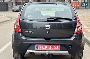 Внедорожник / Кроссовер Dacia Sandero StepWay 2011 в Тернополе