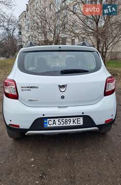 Позашляховик / Кросовер Dacia Sandero StepWay 2015 в Смілі