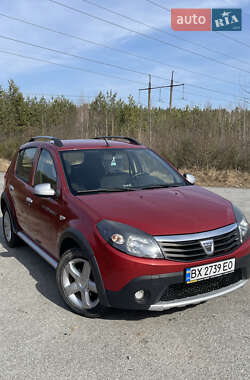 Внедорожник / Кроссовер Dacia Sandero StepWay 2011 в Полонном