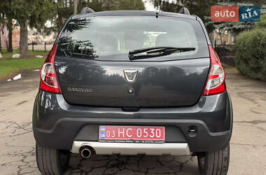 Внедорожник / Кроссовер Dacia Sandero StepWay 2012 в 