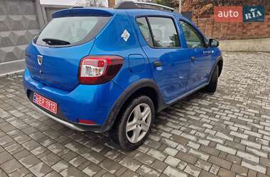 Внедорожник / Кроссовер Dacia Sandero StepWay 2012 в 