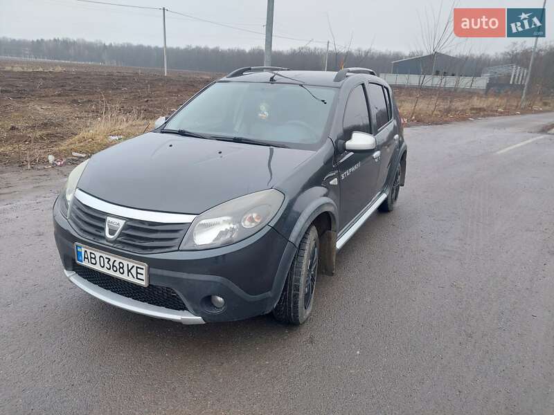 Dacia Sandero StepWay 2012