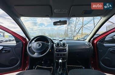 Внедорожник / Кроссовер Dacia Sandero StepWay 2011 в 