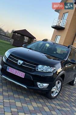 Внедорожник / Кроссовер Dacia Sandero StepWay 2012 в 
