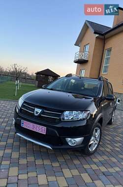 Внедорожник / Кроссовер Dacia Sandero StepWay 2012 в 