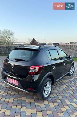 Внедорожник / Кроссовер Dacia Sandero StepWay 2012 в 