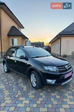 Внедорожник / Кроссовер Dacia Sandero StepWay 2012 в 