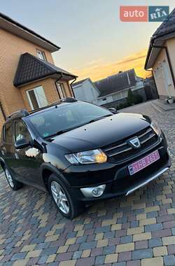 Внедорожник / Кроссовер Dacia Sandero StepWay 2012 в 