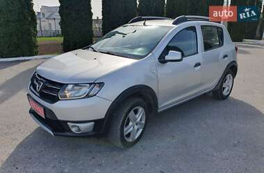 Внедорожник / Кроссовер Dacia Sandero StepWay 2015 в 