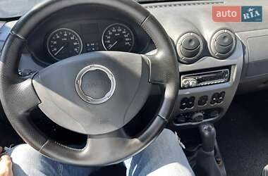Внедорожник / Кроссовер Dacia Sandero StepWay 2011 в 
