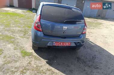 Внедорожник / Кроссовер Dacia Sandero StepWay 2009 в 
