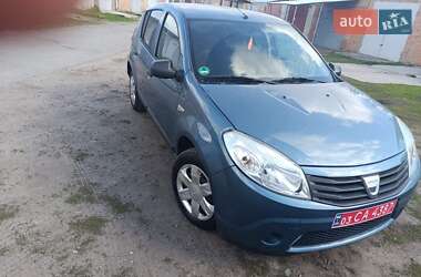 Внедорожник / Кроссовер Dacia Sandero StepWay 2009 в 