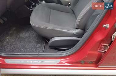 Внедорожник / Кроссовер Dacia Sandero StepWay 2011 в 