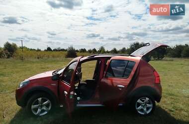 Внедорожник / Кроссовер Dacia Sandero StepWay 2010 в 