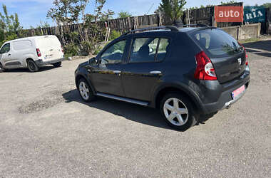 Внедорожник / Кроссовер Dacia Sandero StepWay 2010 в 
