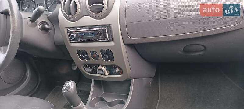 Внедорожник / Кроссовер Dacia Sandero StepWay 2010 в Киеве