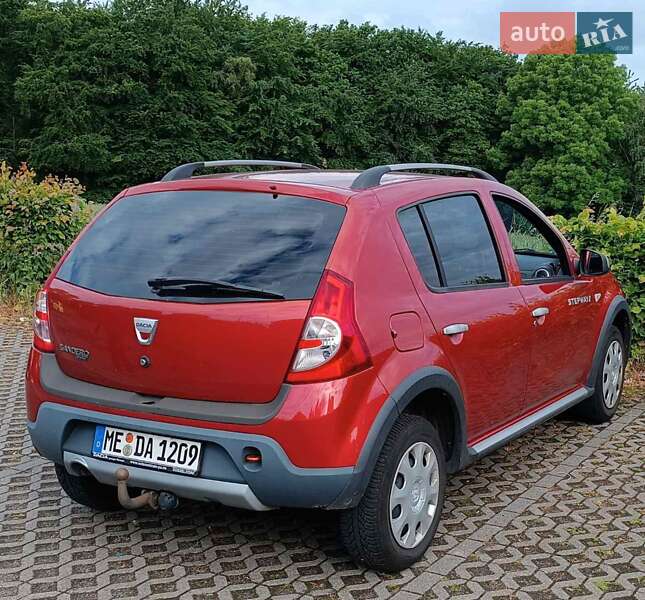 Внедорожник / Кроссовер Dacia Sandero StepWay 2010 в Киеве