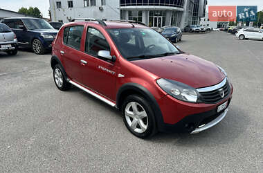 Внедорожник / Кроссовер Dacia Sandero StepWay 2011 в Львове