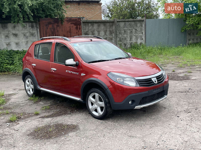 Внедорожник / Кроссовер Dacia Sandero StepWay 2010 в Фастове