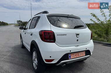 Внедорожник / Кроссовер Dacia Sandero StepWay 2019 в 