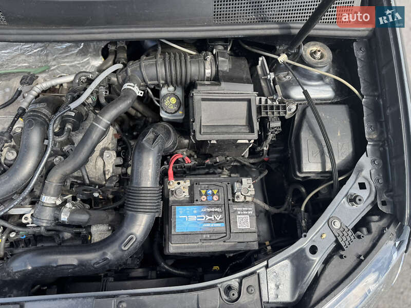 Внедорожник / Кроссовер Dacia Sandero StepWay 2016 в Ровно