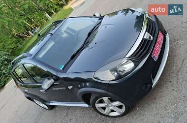 Позашляховик / Кросовер Dacia Sandero StepWay 2009 в 
