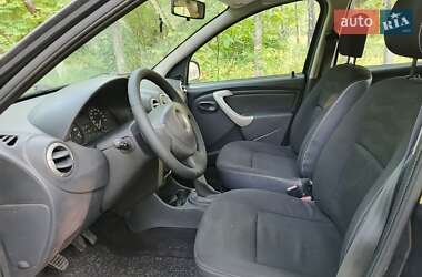 Позашляховик / Кросовер Dacia Sandero StepWay 2009 в 