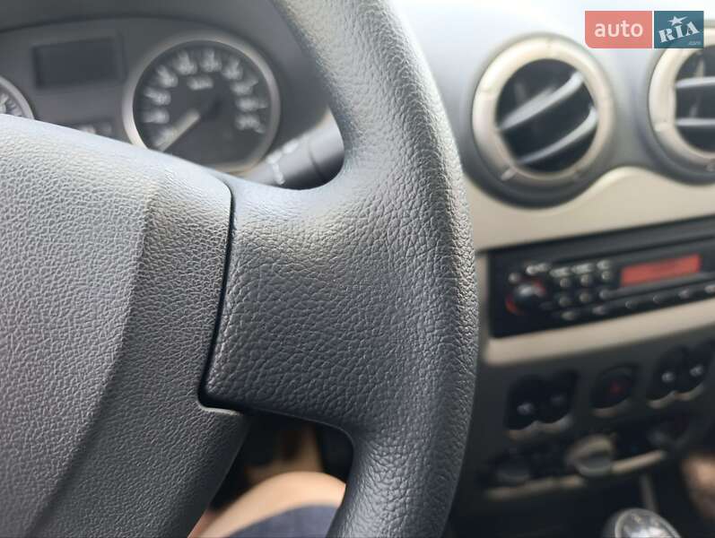 Внедорожник / Кроссовер Dacia Sandero StepWay 2011 в Харькове