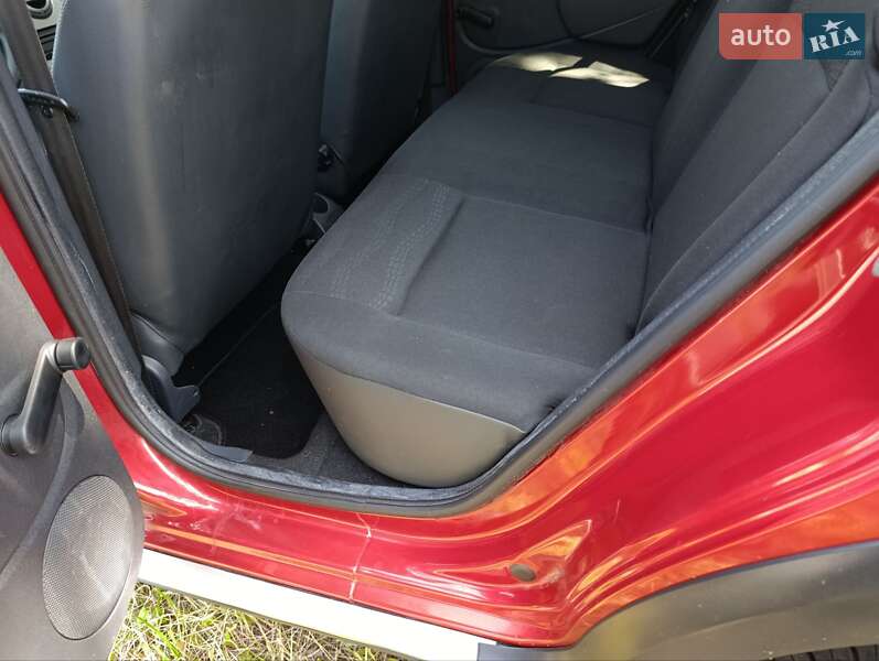 Внедорожник / Кроссовер Dacia Sandero StepWay 2011 в Харькове