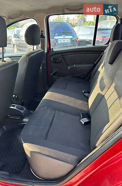 Позашляховик / Кросовер Dacia Sandero StepWay 2009 в 