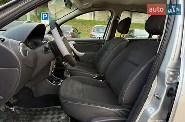 Внедорожник / Кроссовер Dacia Sandero StepWay 2011 в 