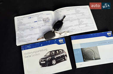 Внедорожник / Кроссовер Dacia Sandero StepWay 2011 в 