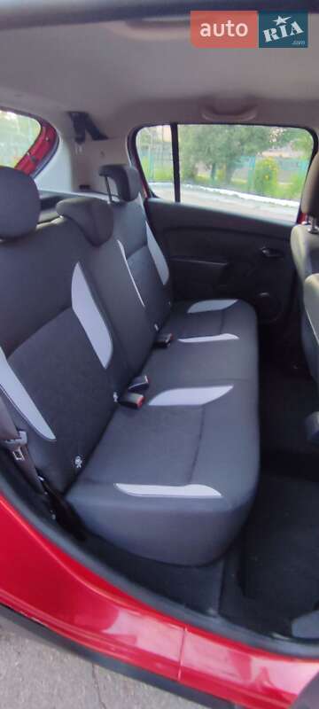 Внедорожник / Кроссовер Dacia Sandero StepWay 2013 в Черкассах