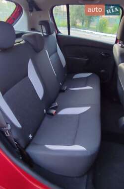 Внедорожник / Кроссовер Dacia Sandero StepWay 2013 в 