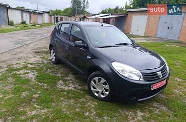 Внедорожник / Кроссовер Dacia Sandero StepWay 2009 в Конотопе