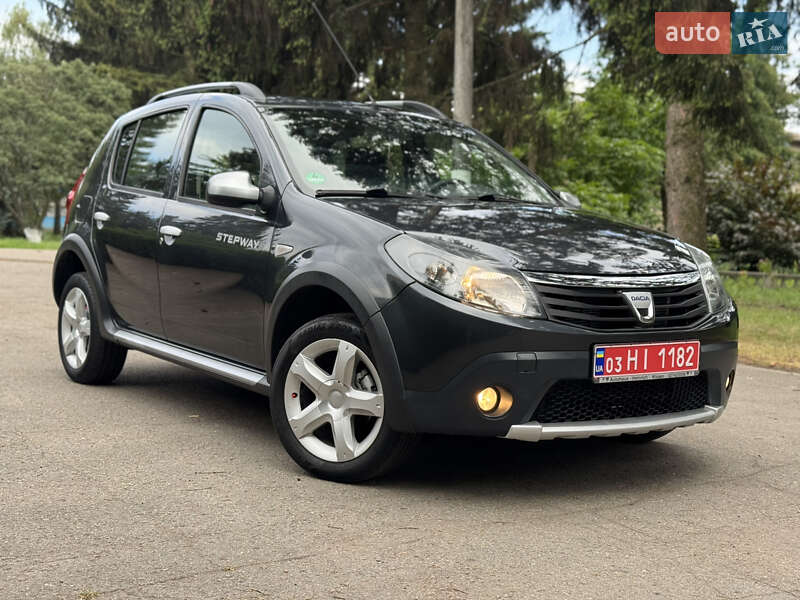 Dacia Sandero StepWay 2011