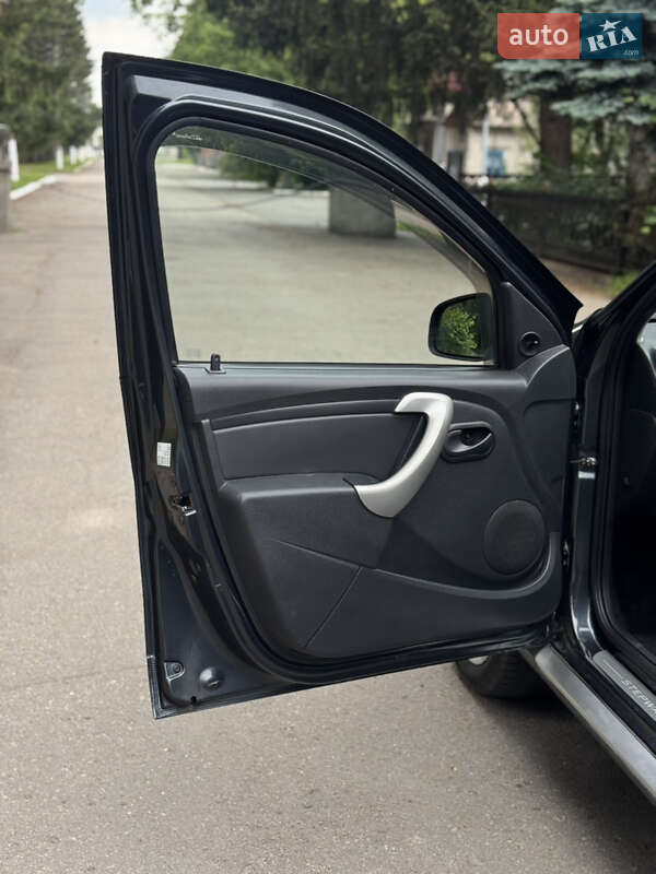 Внедорожник / Кроссовер Dacia Sandero StepWay 2011 в Умани