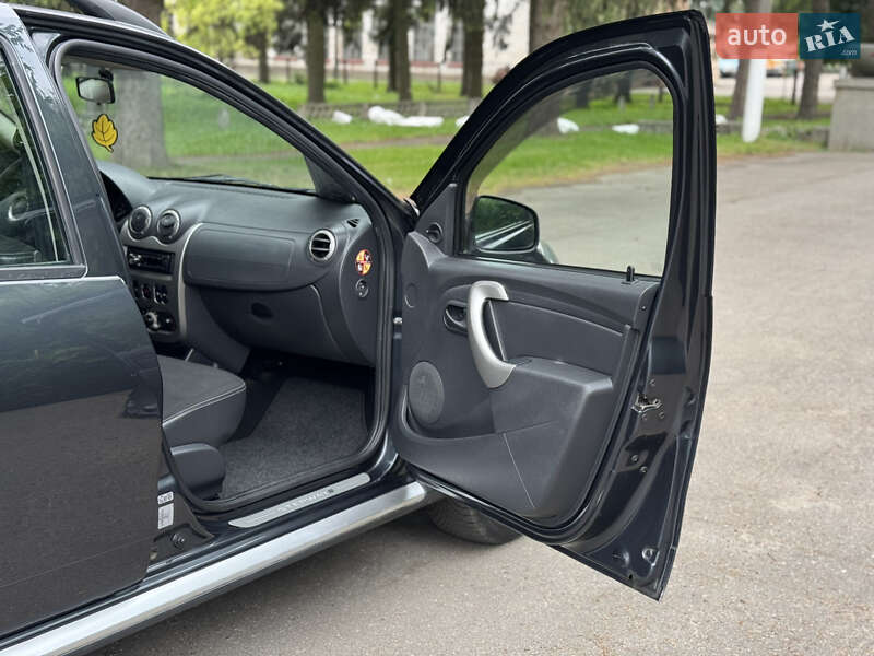 Внедорожник / Кроссовер Dacia Sandero StepWay 2011 в Умани