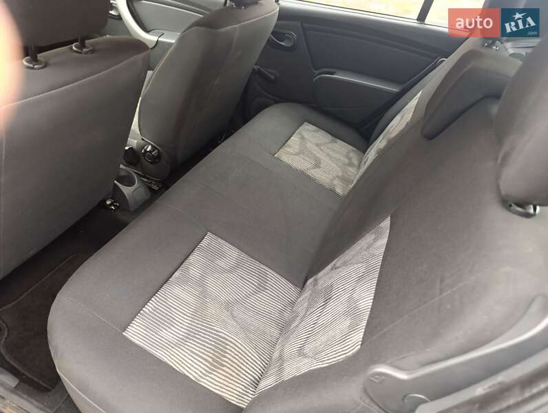 Внедорожник / Кроссовер Dacia Sandero StepWay 2009 в Конотопе