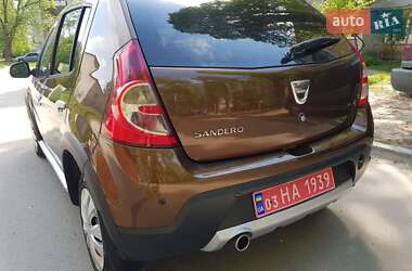 Внедорожник / Кроссовер Dacia Sandero StepWay 2012 в 