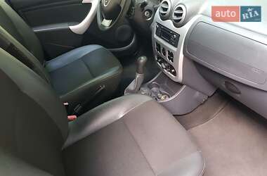 Внедорожник / Кроссовер Dacia Sandero StepWay 2012 в 