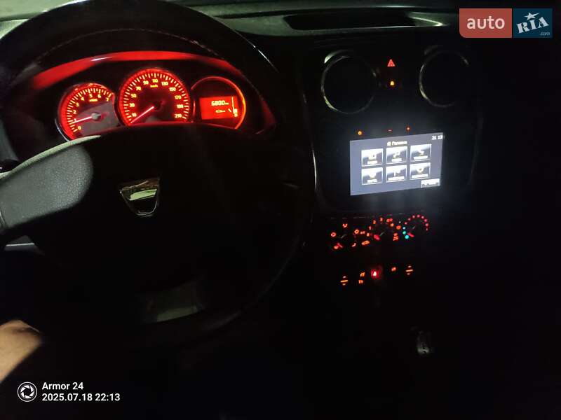 Внедорожник / Кроссовер Dacia Sandero StepWay 2013 в Мене