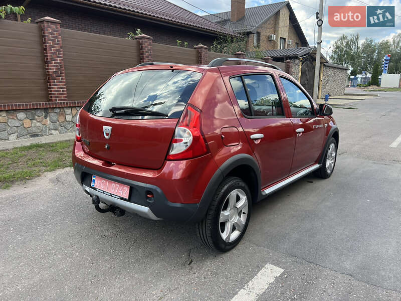 Внедорожник / Кроссовер Dacia Sandero StepWay 2010 в Кременчуге
