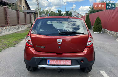 Внедорожник / Кроссовер Dacia Sandero StepWay 2010 в 