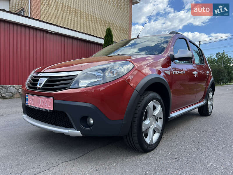 Внедорожник / Кроссовер Dacia Sandero StepWay 2010 в Кременчуге