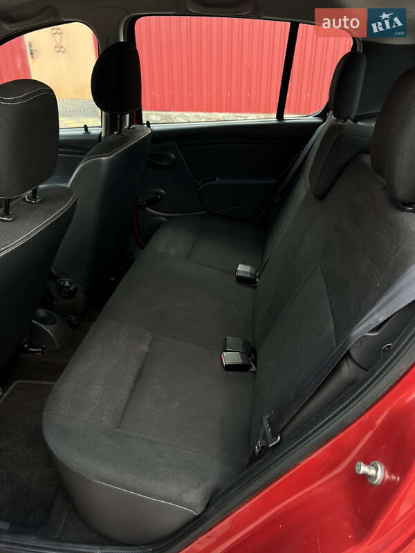 Внедорожник / Кроссовер Dacia Sandero StepWay 2010 в Кременчуге